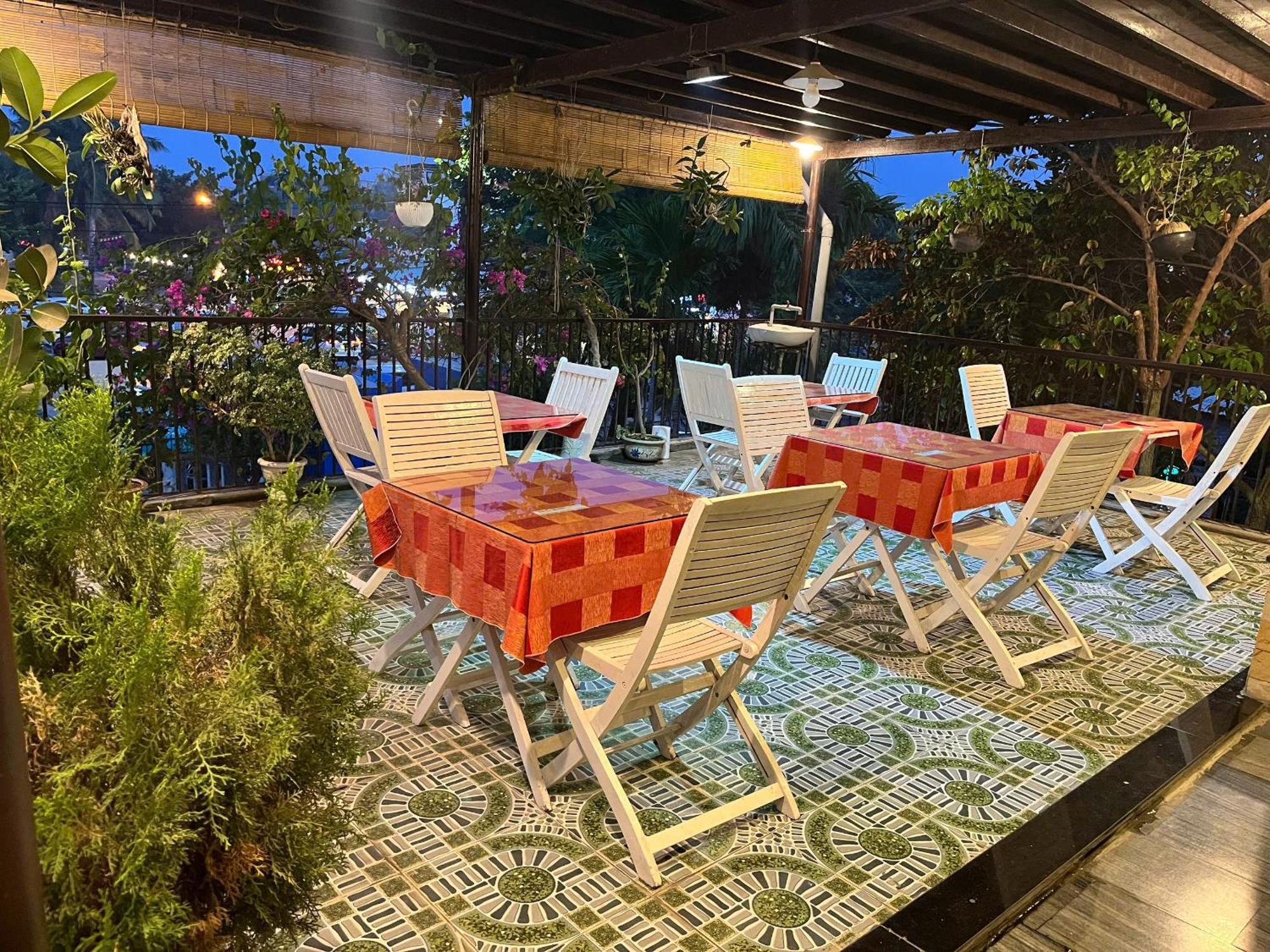Milk Fruit Homestay - An Bang Beach Хой Ан Екстериор снимка